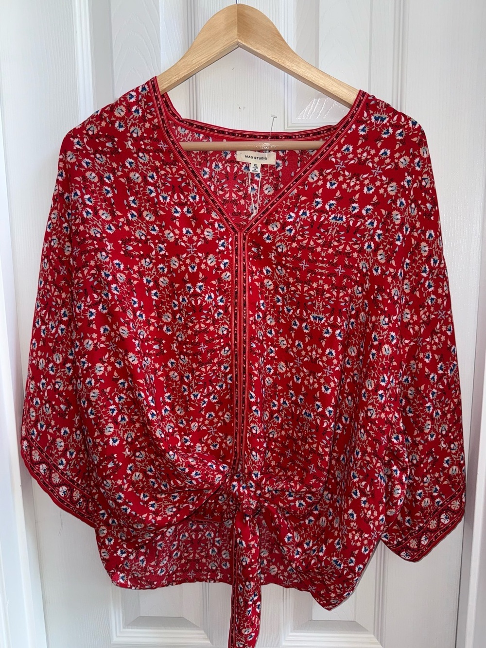 Max Studio Deep V-Neck Red Floral Fairy Top XL NWT Tie Hem Resort Everyday Chic